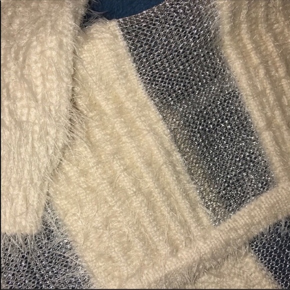 Elaine Off at 5: Furry Silver Mesh Sweater Blazer - Picture 5 of 8